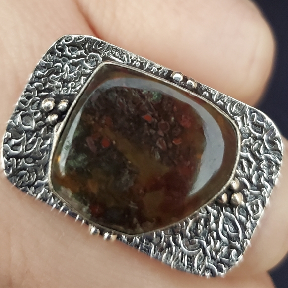 New Bloodstone 925 Silver Ring. - Picture 6 of 15